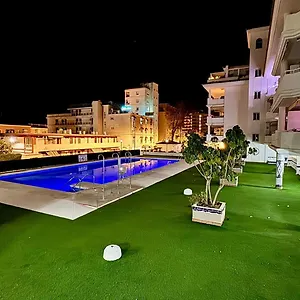 Apartment Carihuela Playa Nidos 1, Torremolinos